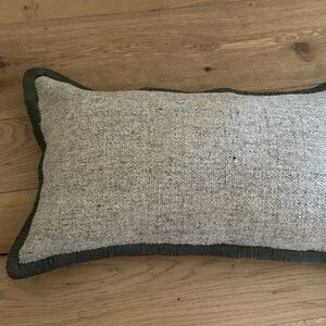 NEW URBAN BARN SELBY OATMEAL COTTON WOOL PILLOW COVER ONLY 14 X 24 INCHES NWT